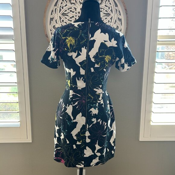 French Connection Floral Neon Midi Dress SZ6 Bodycon Short Sleeve Zip Back Chic - Picture 3 of 9